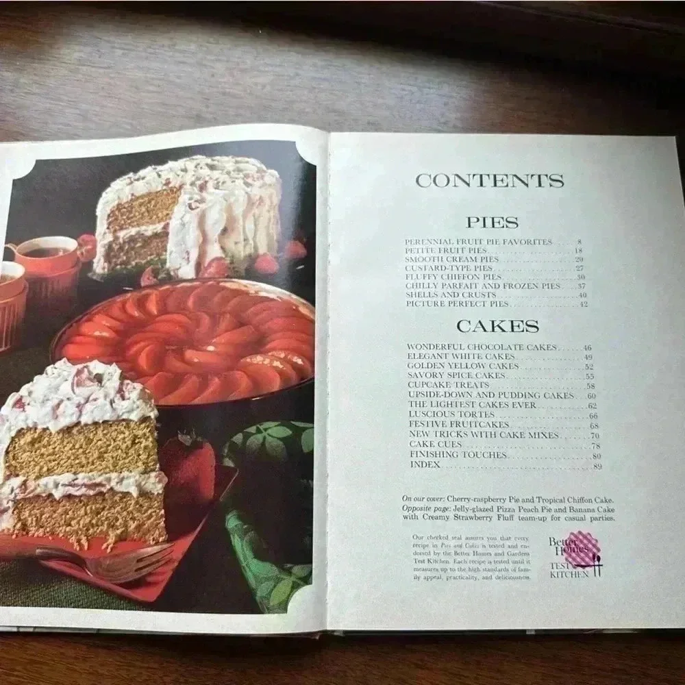Better Homes and Gardens Pies and Cakes 1969 Cookbook